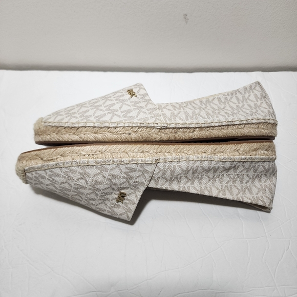 Michael Kors Kendrick Logo Printed Slip-On Espadrilles Women's Size 9M Shoes - Picture 7 of 9
